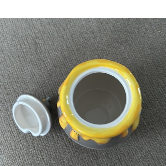 TWO PIECES- Honeybee snow globe & Honey Jar - Picture 8 of 8